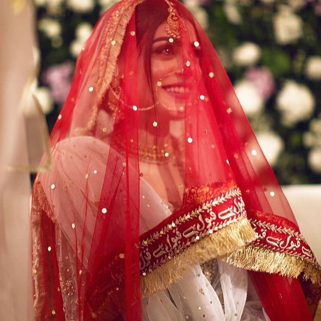 V10 Qubool Hai Embroidered Net Nikkah Dupatta